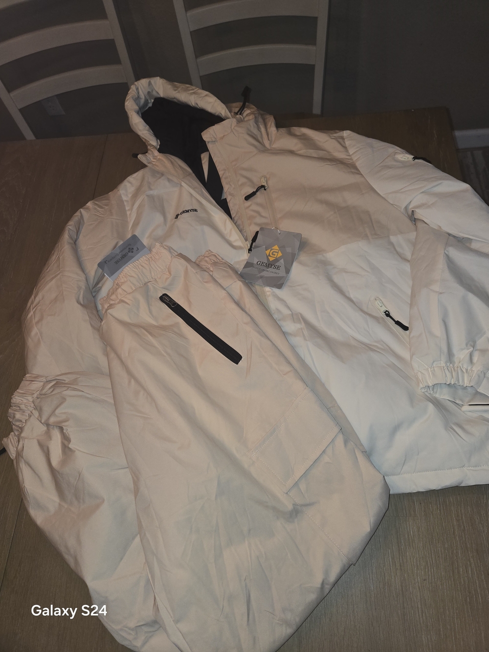 Womens XL Gemyse Focus On Ski Jacket And Ski Pants Lot New